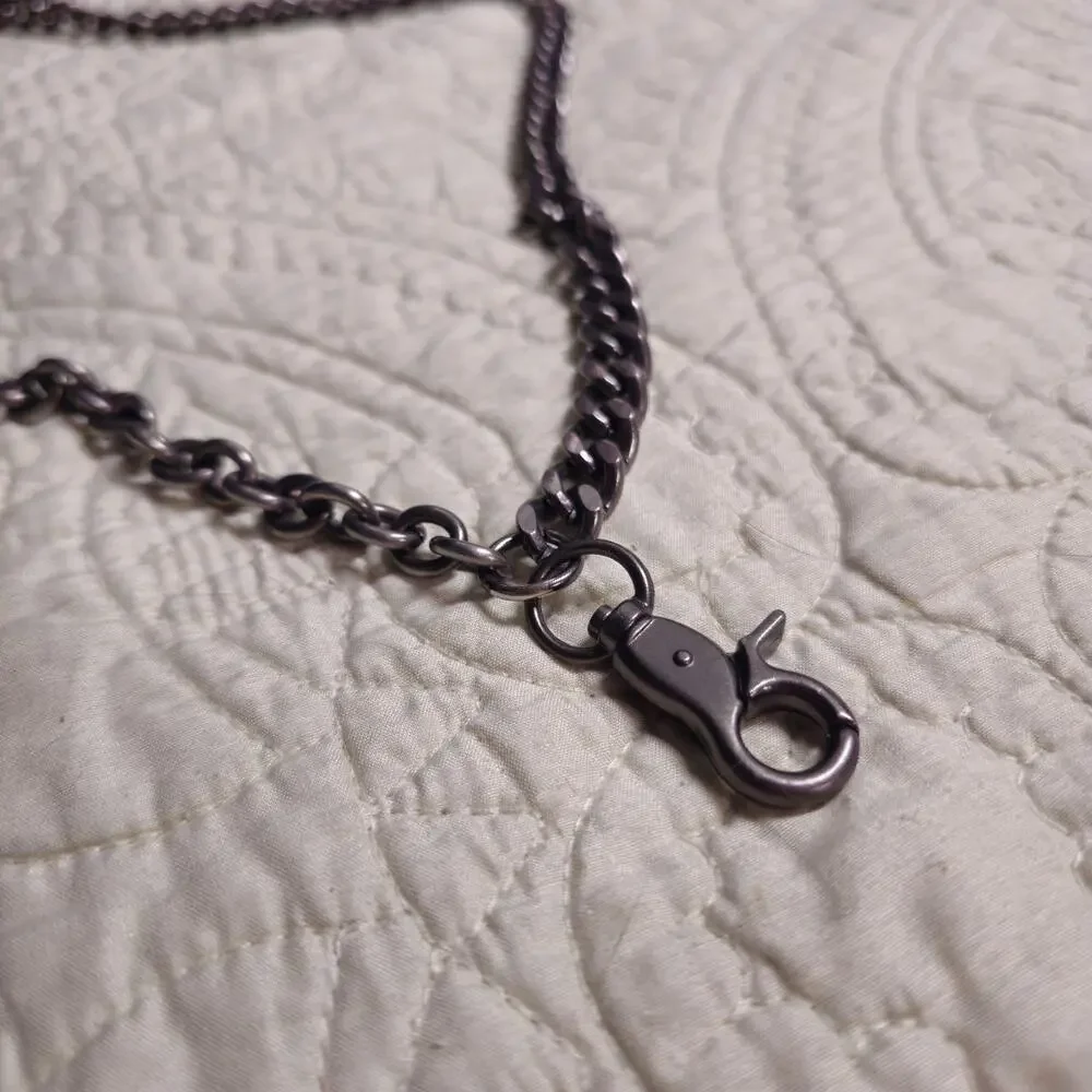 Double Wallet Chain – Gunmetal Star Fob